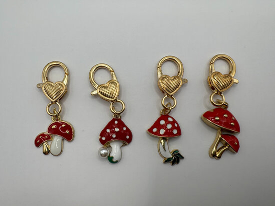 Stitchmarkers - mushrooms 4 pieces
