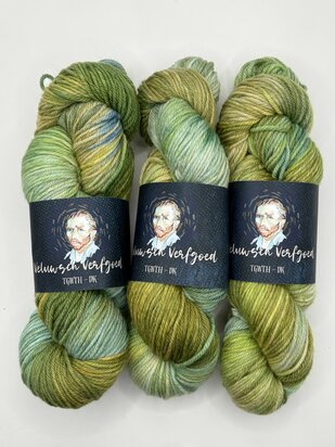 Veluwsch Verfgoed DK - wheatfield with cyprus