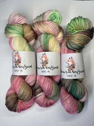 Veluwsch Verfgoed DK - color of the month April 26 - Blossom