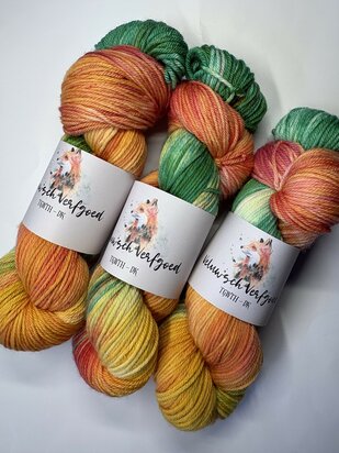 Veluwsch Verfgoed DK - color of the month May 2026 - Veluwsche friends - Mike's creative world