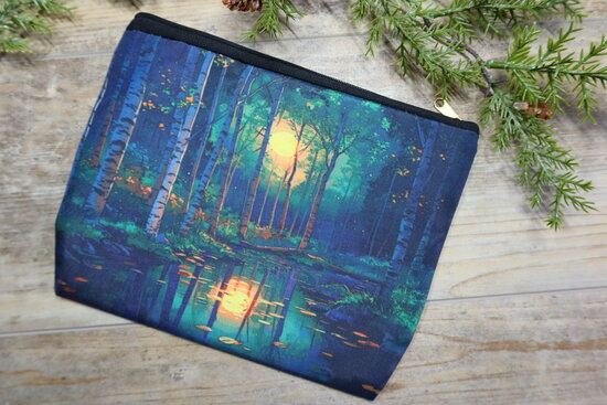 Project bag - Forest lake by night