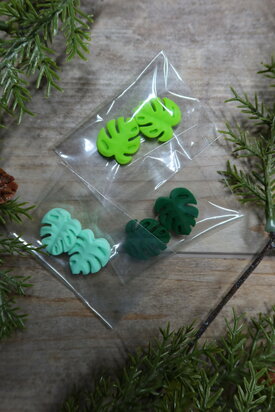 Knitting needle stoppers - Monstera leaves