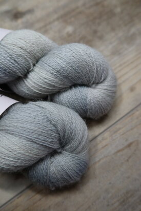 Veluwsch Verfgoed Lace  -Regenwolken
