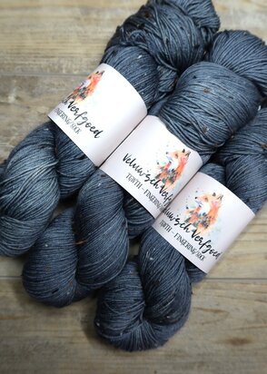 Veluwsch Verfgoed Sock tweed  -Zwart anijszaad