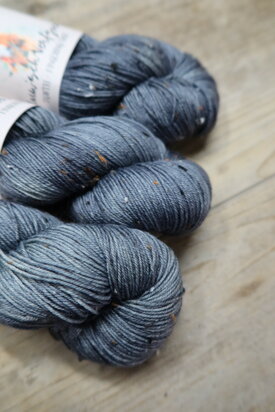Veluwsch Verfgoed Sock tweed  -Zwart anijszaad