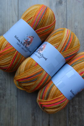 Veluwsch Verfgoed Sock Stripe - yellow/ochre tones with neon stripes