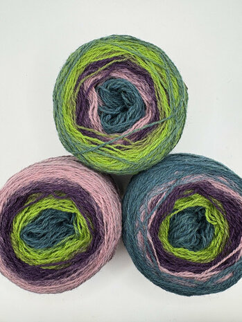 TGWTH & Aade - fingering verloop - Lavender fields