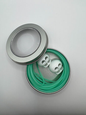 Knitting cord in metal tin with stoppers