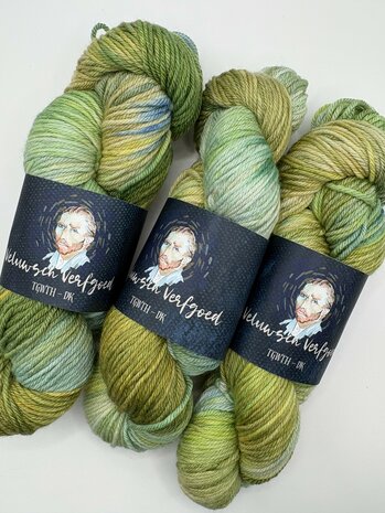 Veluwsch Verfgoed DK - wheatfield with cyprus