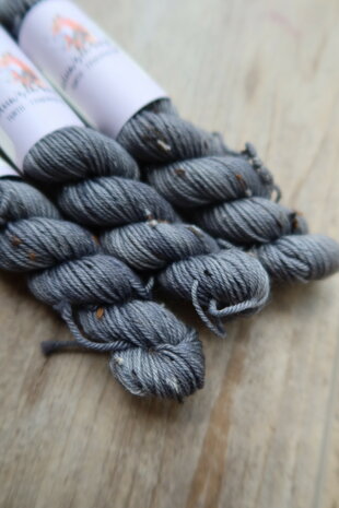 Veluwsch Verfgoed Sock mini tweed -Black anise seeds