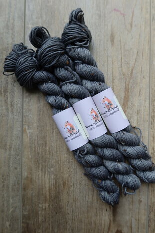 Veluwsch Verfgoed Sock mini tweed -Black anise seeds