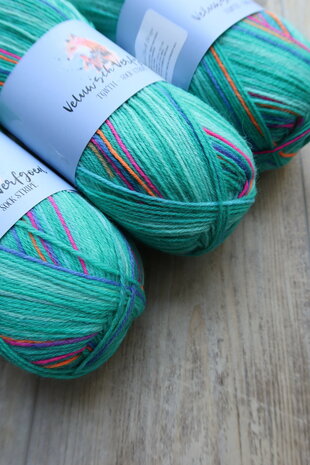 Veluwsch Verfgoed Sock Stripe - jade green with neon stripes