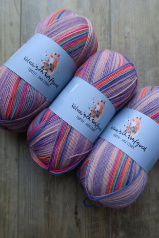 Veluwsch Verfgoed Sock Stripe - purple tones with neon stripes