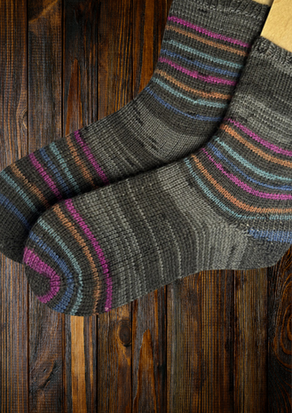 Veluwsch Verfgoed Sock Stripe - brown tones with neon stripes