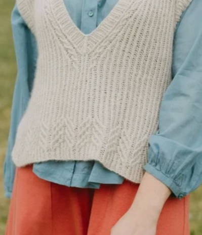 Laine books - Field Notes: 20 textured knits for everyday beauty