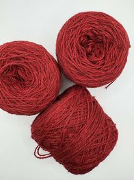 TGWTH & Aade - fingering uni - Berry Red