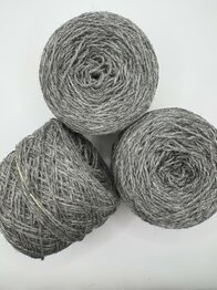 TGWTH & Aade - fingering  natural  - Graphite