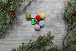 Steekmarkeerders - stoffen bolletjes wol - 5 stuks